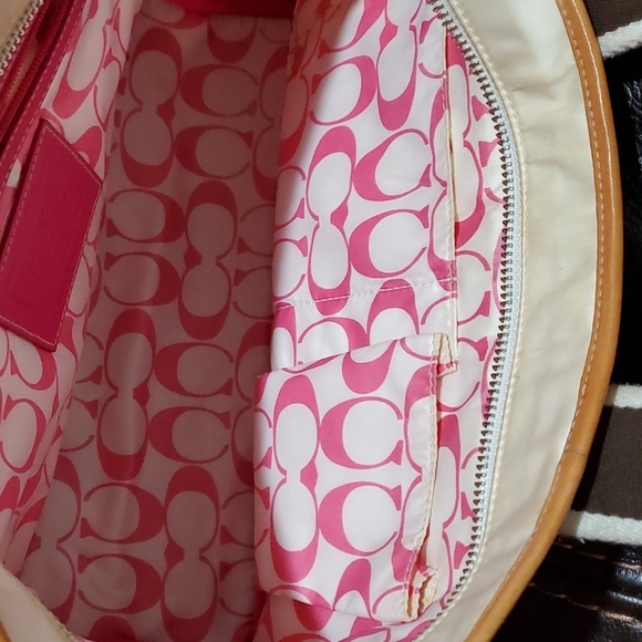 Coach purse - Picture 5 of 6